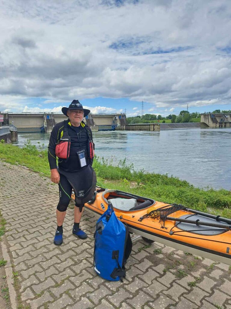 Norbert bei der Umtragung einer Staustufe